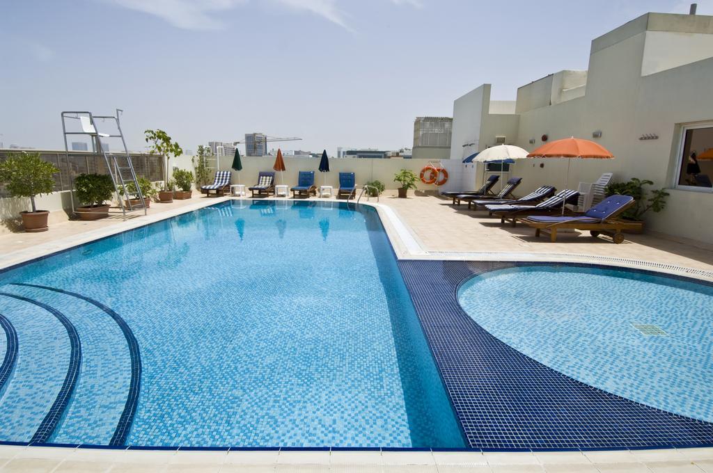 Ramee Hotel Apartments Dubai Buitenkant foto